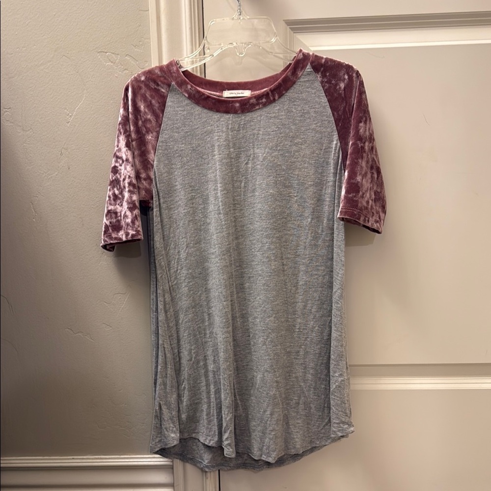 Gray and Mauve Women's Top